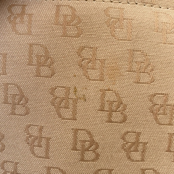Dooney & Bourke | vintage natural beige handbag - Picture 4 of 9